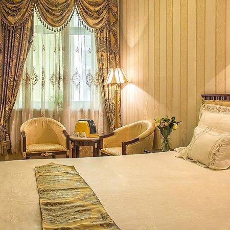Palace Hotel Polom Жиліна Екстер'єр фото