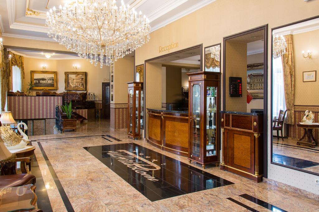 Palace Hotel Polom Жиліна Екстер'єр фото