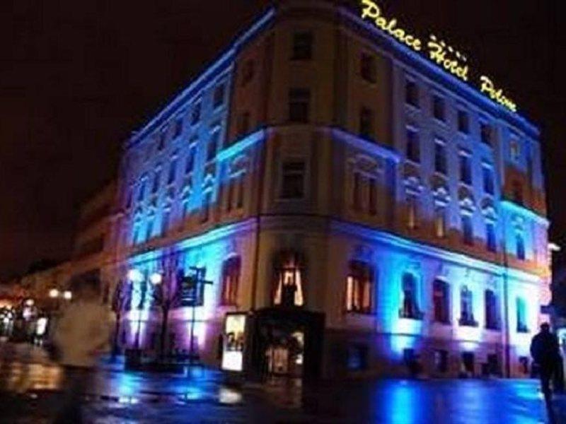 Palace Hotel Polom Жиліна Екстер'єр фото